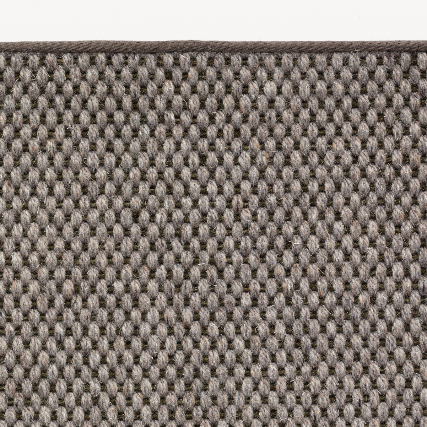 Additional image of Dover 009 Fracas