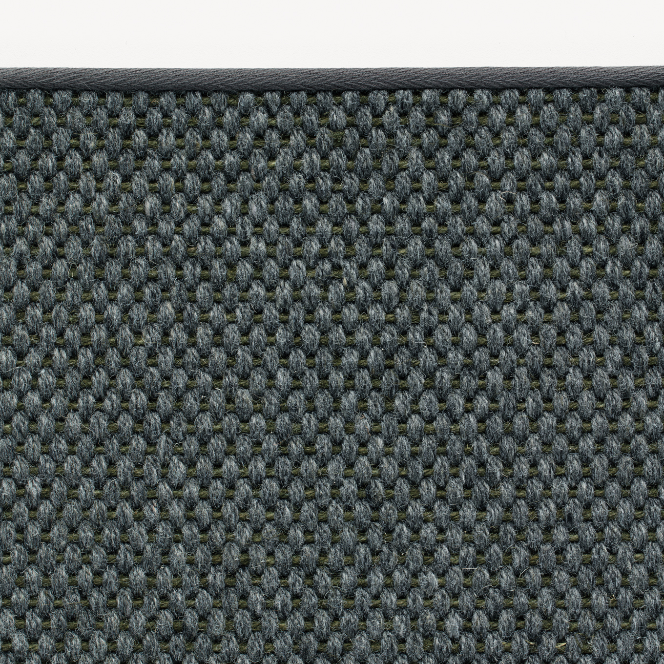 Additional image of Dover 011 Melas