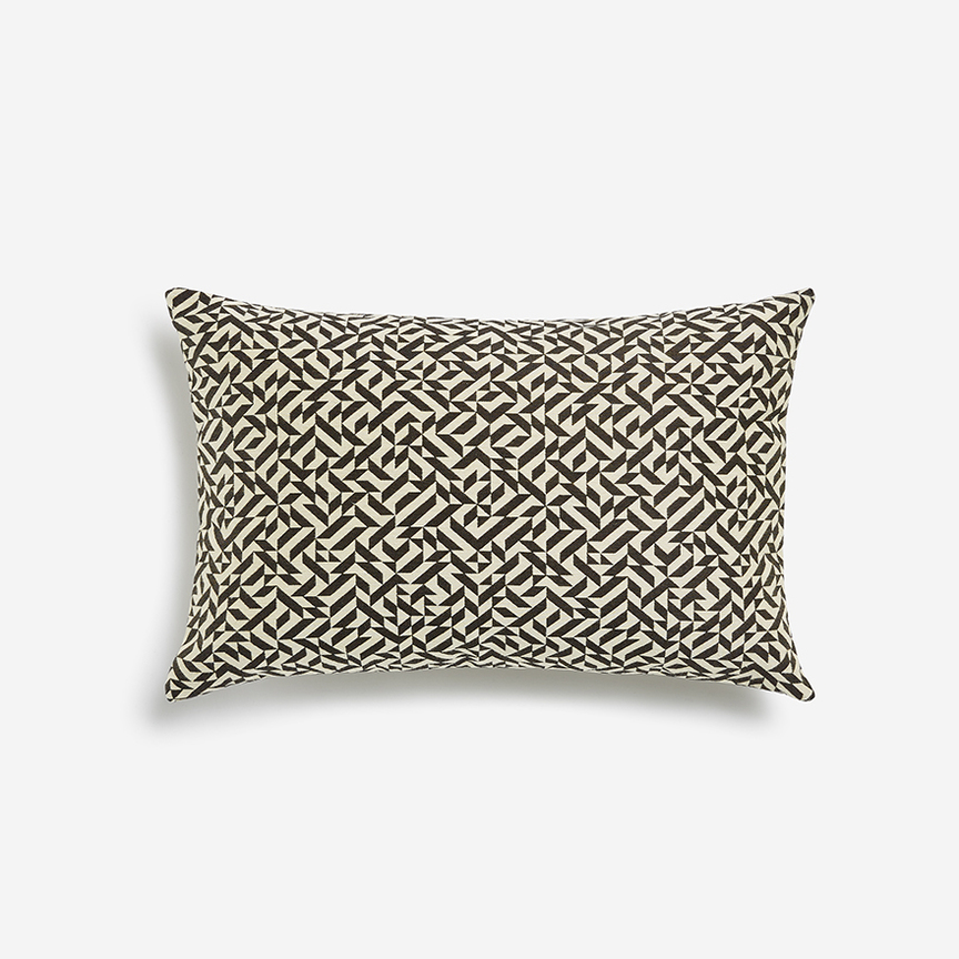 Detail image of Eclat Weave Pillow 006 Black