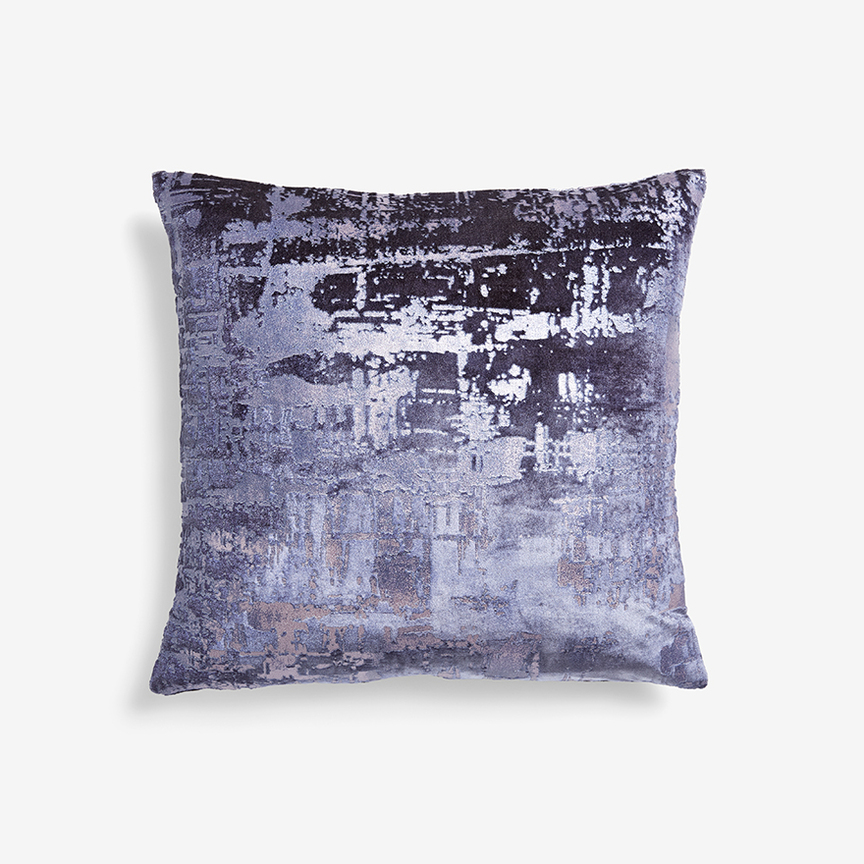 Detail image of Chiseled Pillow 007 Gemstone