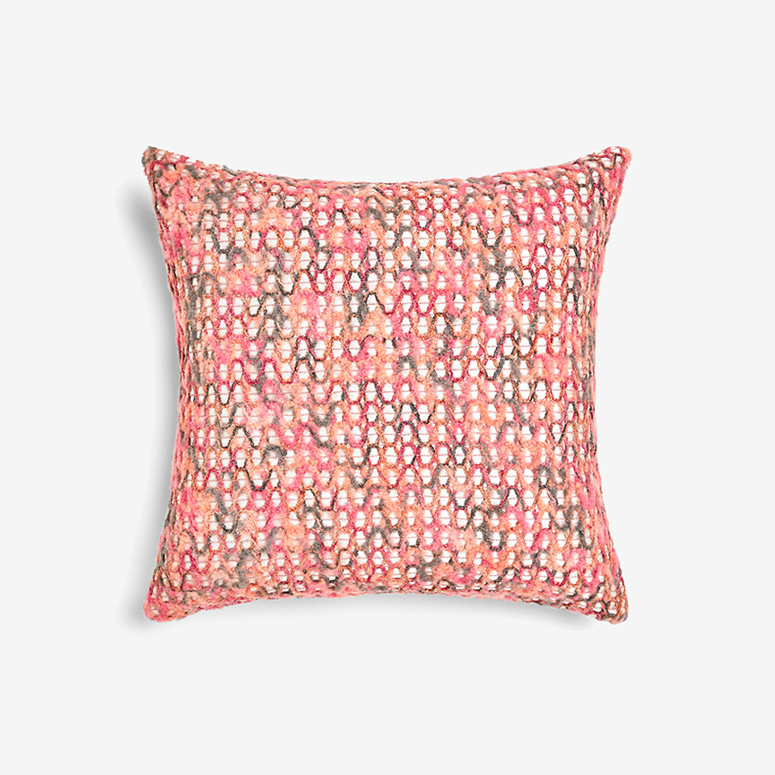 Detail image of Guise Pillow 002 Rose