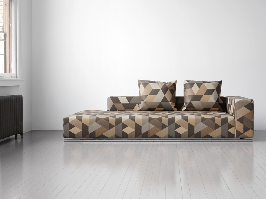 Install image of Cantilever 002 Darkened