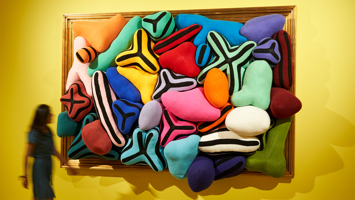 Joana Vasconcelos. <i>Gestalt</i>, 2017. Photography © Jesús Domínguez. Courtesy of Museo Picasso Málaga.